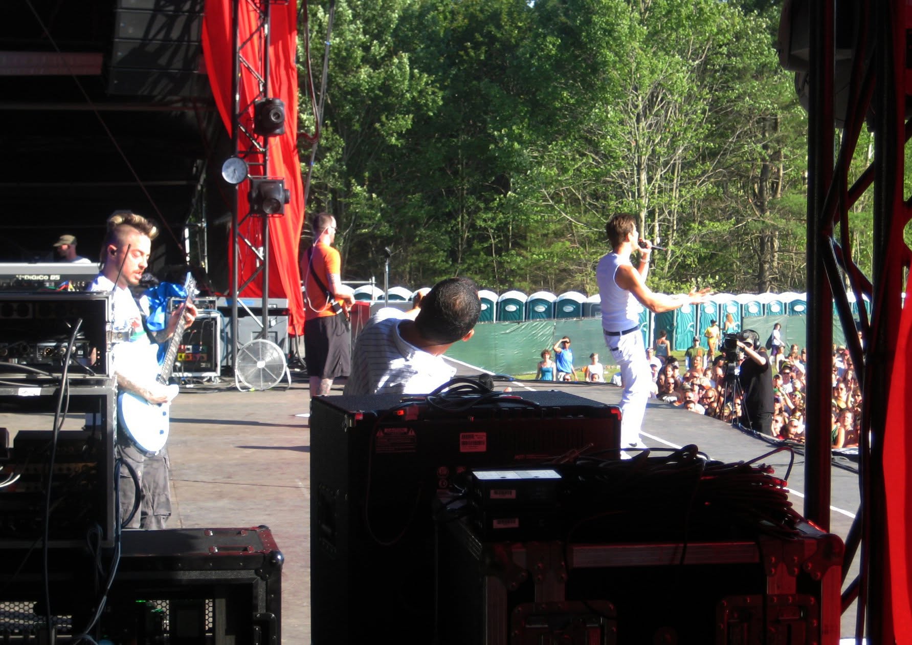 311 live, frame 10