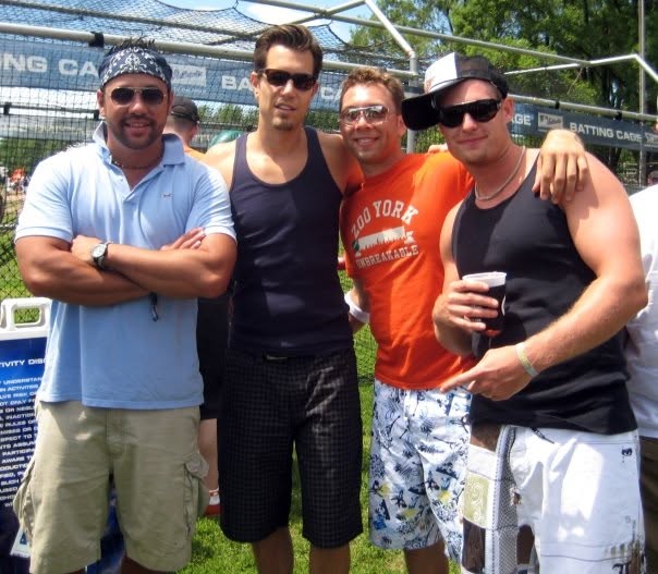 311 live, frame 17