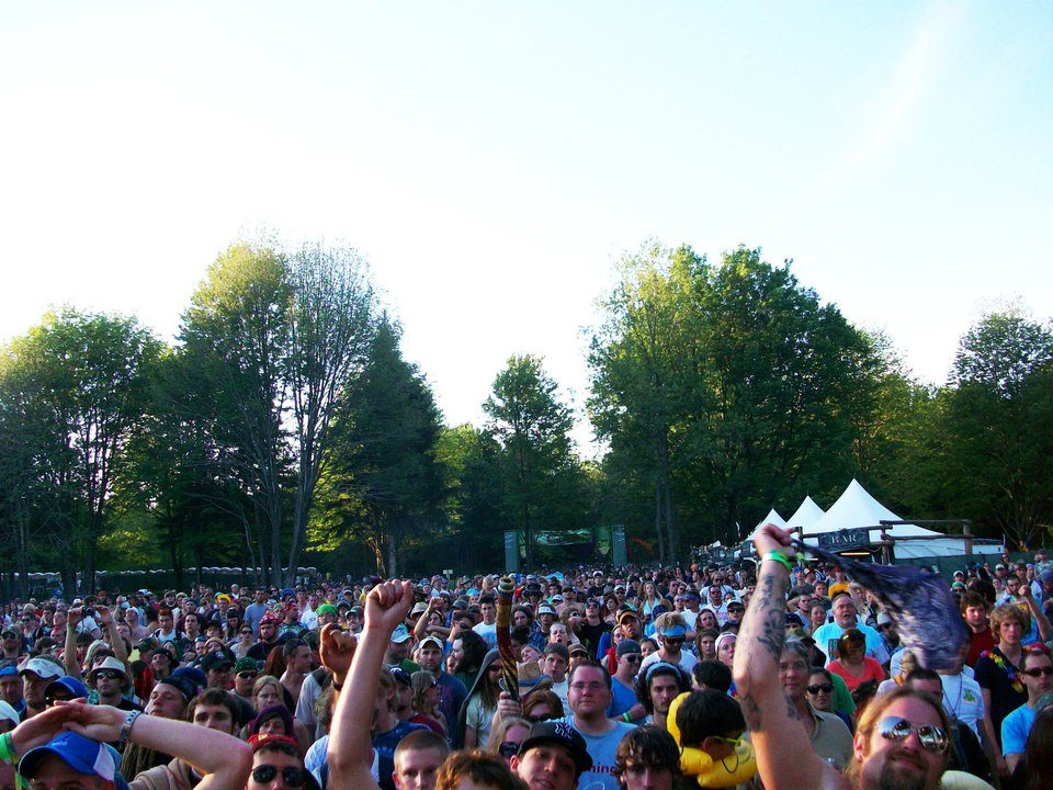 Flogging Molly live, frame 20