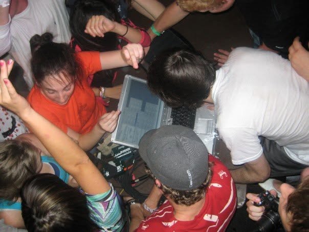 Girl Talk at Starlight Ballroom live, frame 35