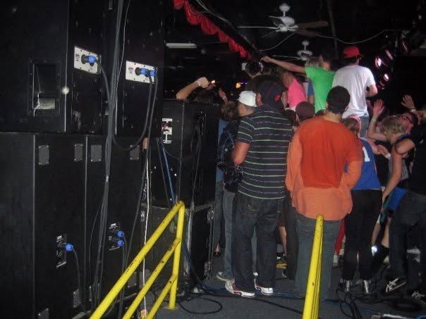 Girl Talk at Starlight Ballroom live, frame 44