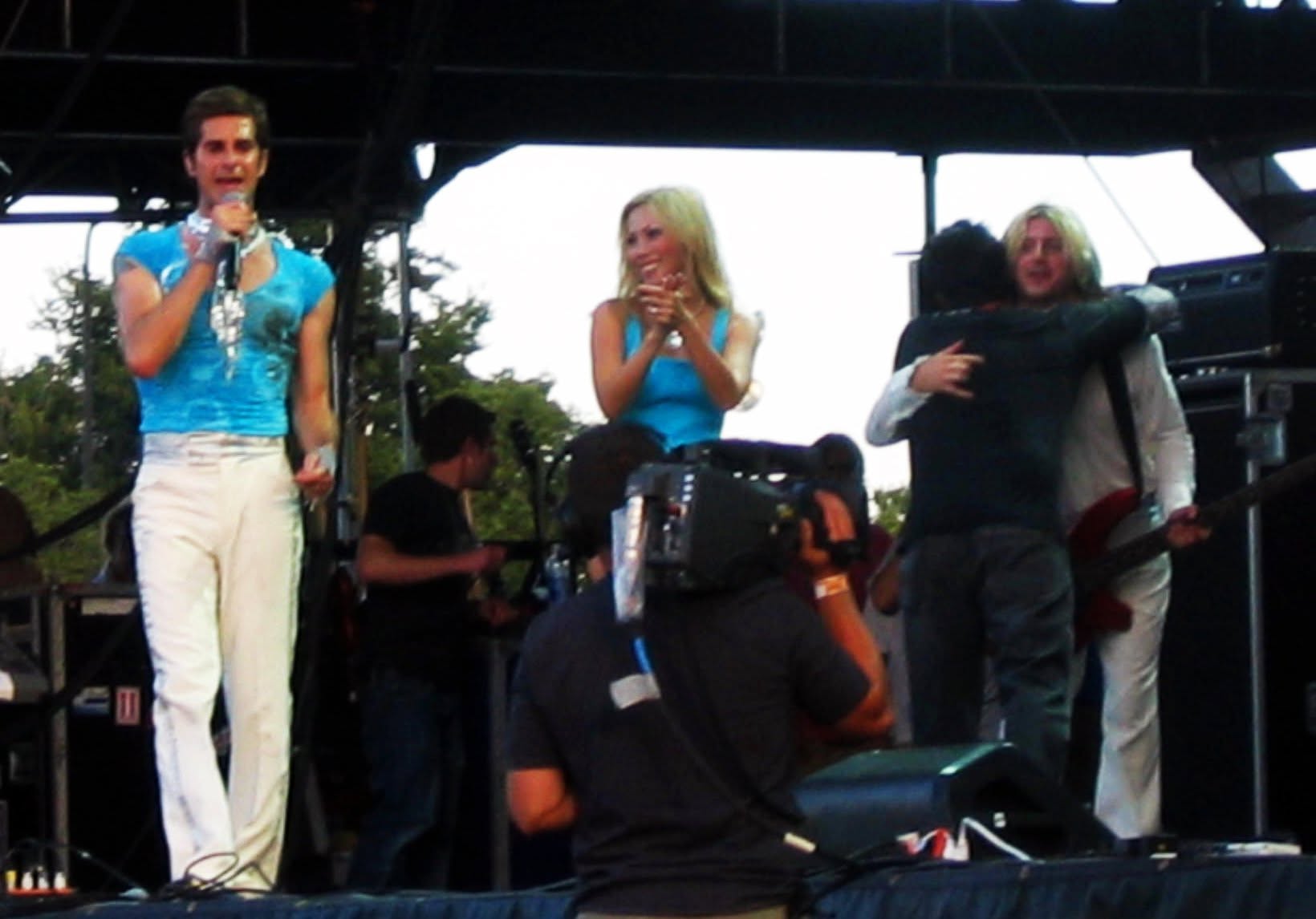 Jane’s Addiction live, frame 3