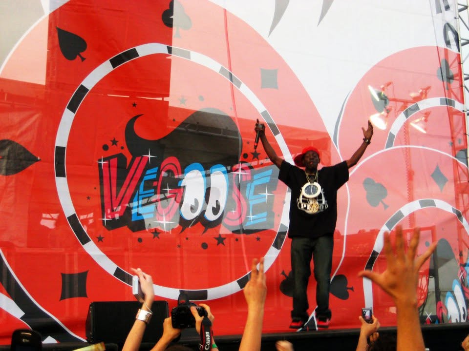 Public Enemy live, frame 6