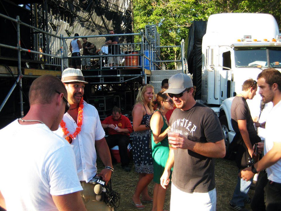 Slightly Stoopid live, frame 3