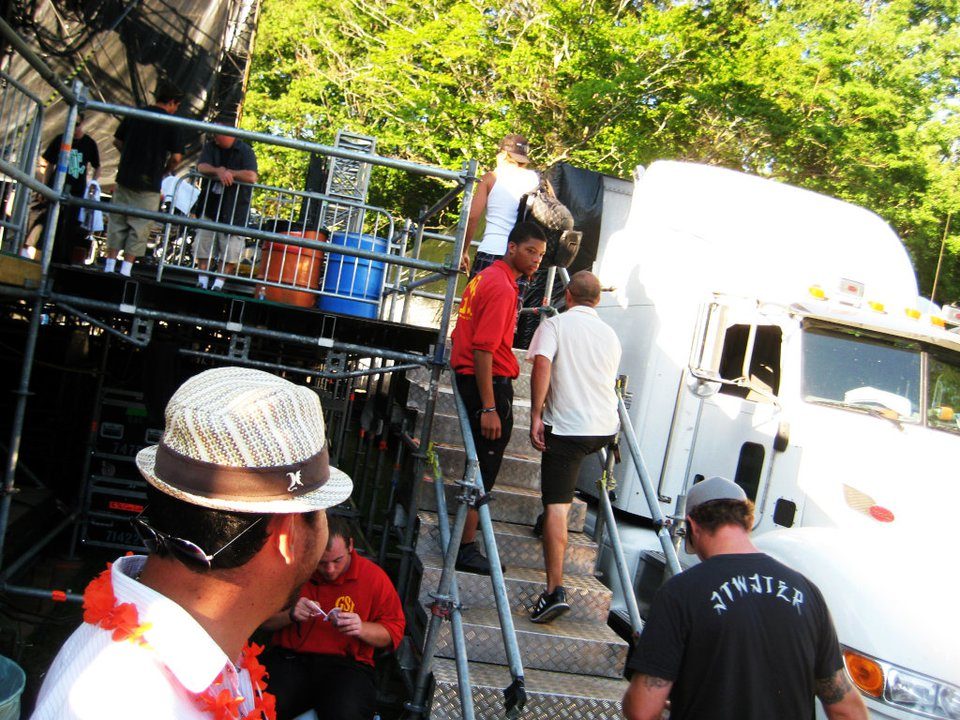 Slightly Stoopid live, frame 6