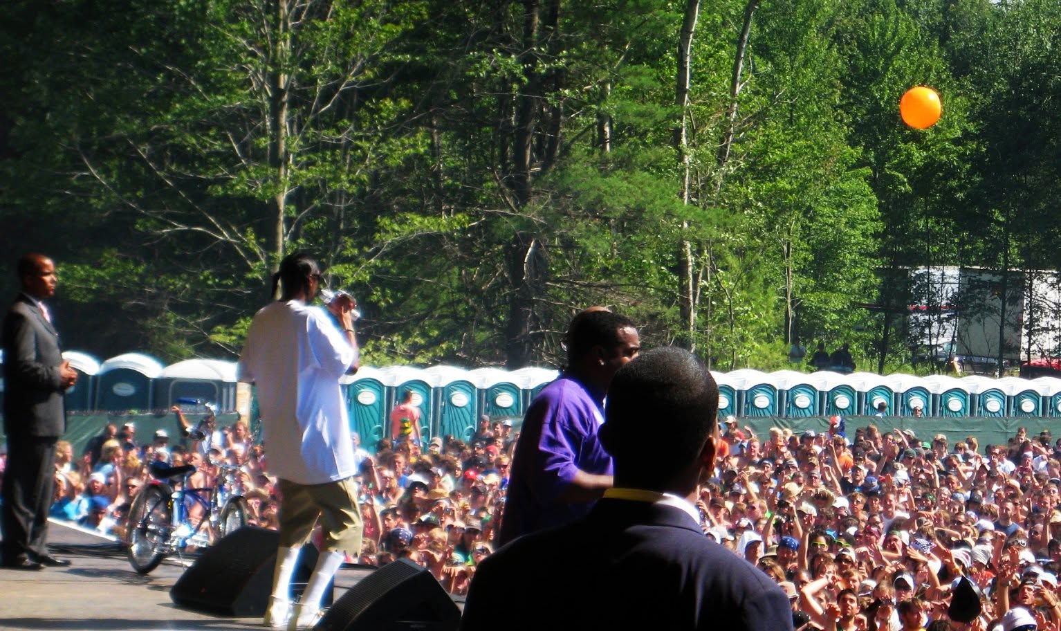 Snoop Dogg live, frame 15