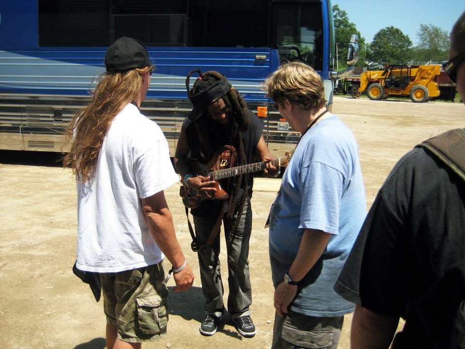 Steel Pulse live, frame 5